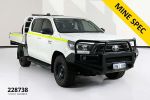 Image for 2023 Toyota Hilux GUN126R SR