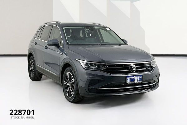 2023 Volkswagen Tiguan MKII Life image