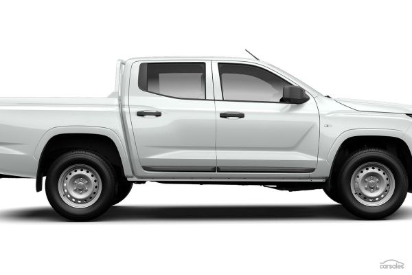 2025 Mitsubishi Triton MV GLX image