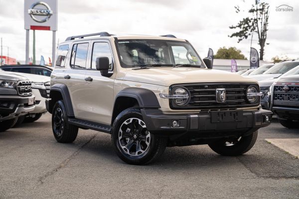 2026 GWM Tank 300 Ultra Hi4-T PHEV Auto 4x4 image