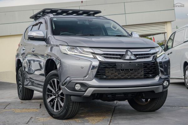 2019 Mitsubishi Pajero Sport QE Exceed image