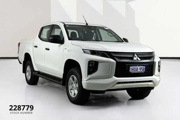 2022 Mitsubishi Triton MR GLX+ image