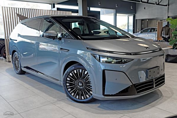 2026 XPeng X9 Performance Auto AWD image