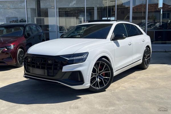 2023 Audi SQ8   image