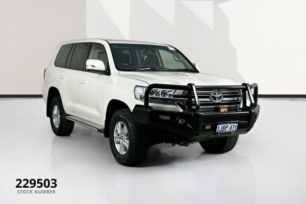 2018 Toyota LANDCRUISER GXL (4x4) VDJ200R MY16 image