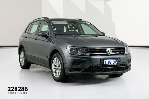 2017 Volkswagen TIGUAN 110 TSI TRENDLINE 5NA image