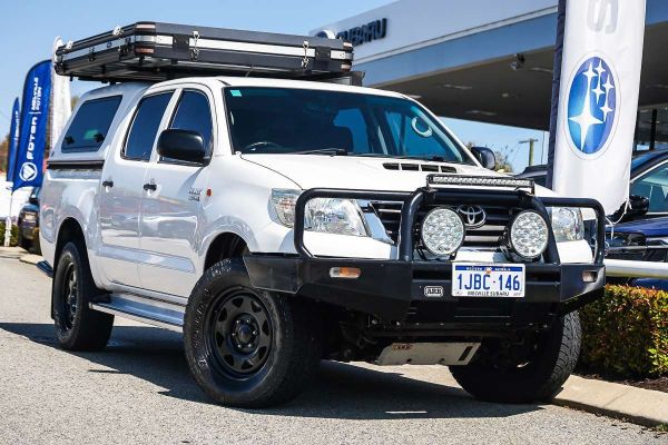 2015 Toyota Hilux SR KUN26R 4X4 image