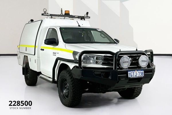 2019 Toyota Hilux GUN126R SR image
