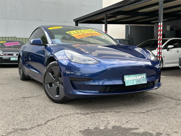 2021 Tesla Model 3 MY21 Update Standard Range Plus image