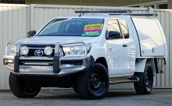 2019 TOYOTA HILUX X CAB C/CHAS GUN126R MY19 SR (4x4) image