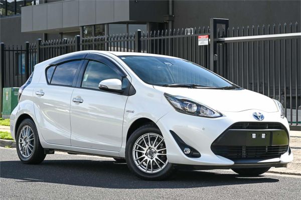2019 Toyota Aqua Hatchback NHP10 S image