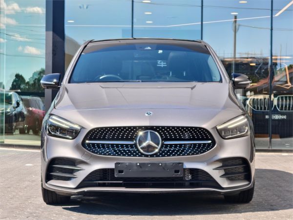 2019 Mercedes-Benz B-Class W247 B180 image