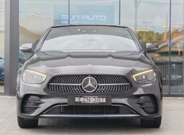2016 Mercedes-Benz E-Class W213 E300 image
