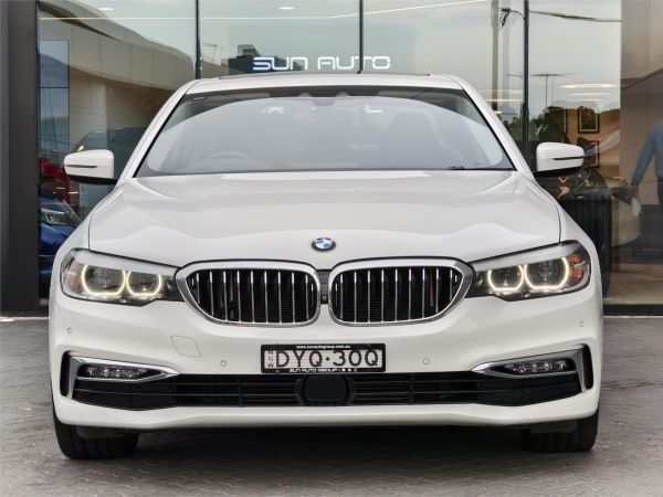 2018 BMW 5 4D SEDAN G30 MY18 20d LUXURY LINE image