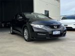Image for 2013 Honda Civic Hatchback 9th Gen MY13 VTi-S