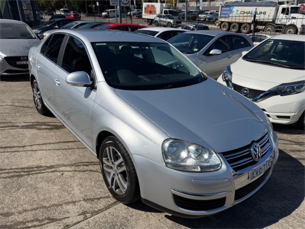 2009 VOLKSWAGEN JETTA 4D SEDAN 1KM MY08 UPGRADE 2.0 FSI image