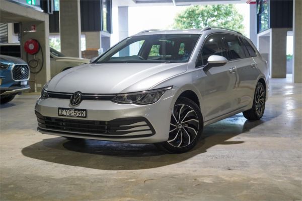 2023 Volkswagen Golf MK VIII Life image
