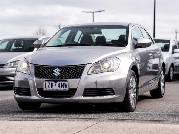 2010 Suzuki Kizashi Sedan FR XL image