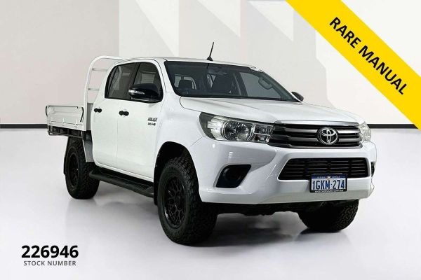 2017 Toyota HILUX SR (4x4) GUN126R 4X4 image