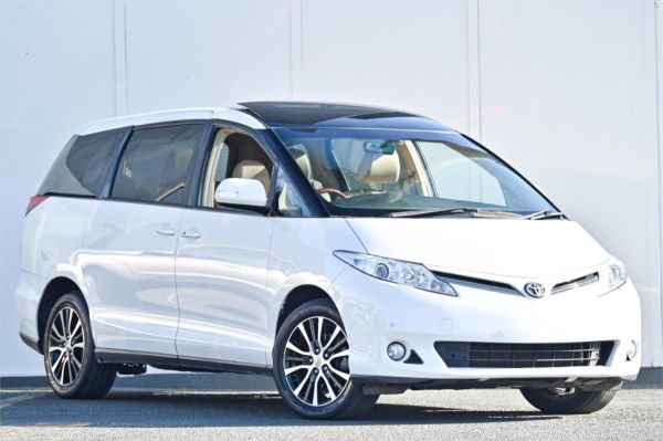 2015 Toyota Tarago Wagon GSR50R MY13 Ultima image