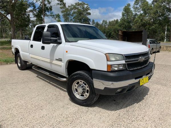 2007 Chevrolet Silverado Utility 2500HD image