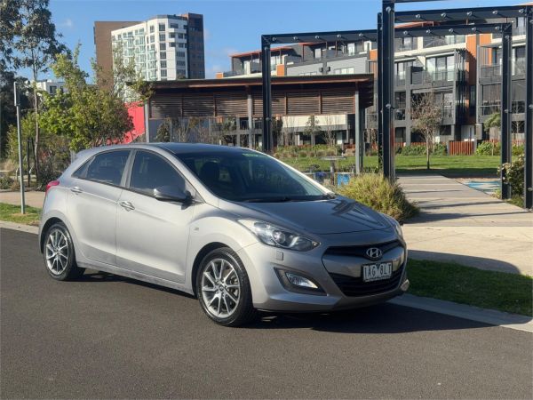 2013 HYUNDAI i30 5D HATCHBACK GD MY14 SR image