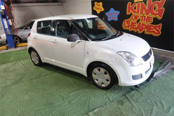 2010 Suzuki Swift Hatchback RS415 image