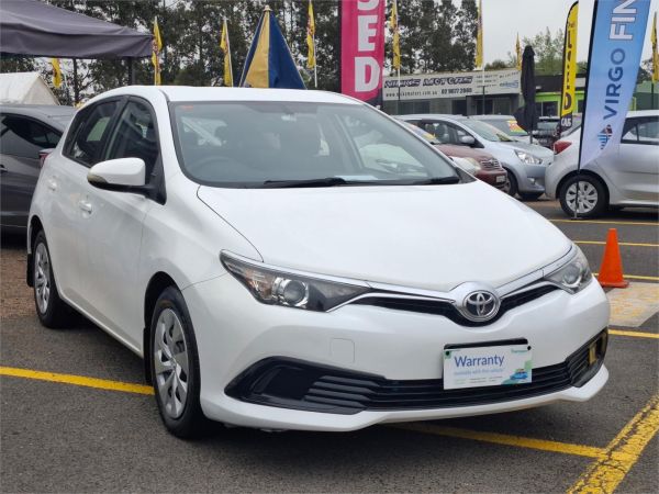 2016 Toyota Corolla Hatchback ZRE182R Ascent image