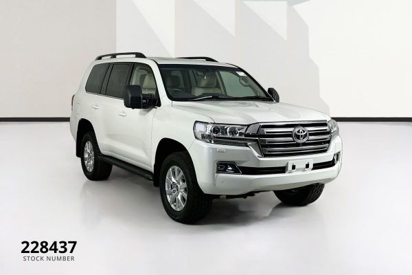 2021 Toyota Landcruiser VDJ200R VX image