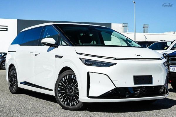 2026 XPeng X9 Performance Auto AWD image