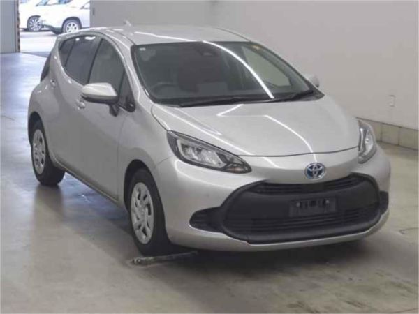 2022 Toyota Aqua Hatchback MXPK11 X image