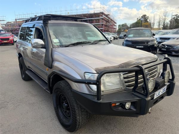 2004 Toyota Landcruiser Wagon HDJ100R GXL image