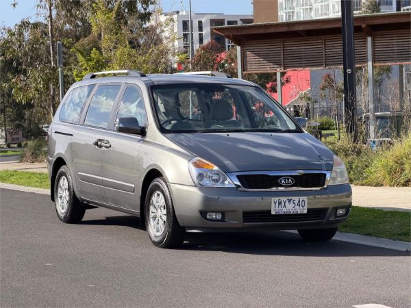 2011 KIA GRAND CARNIVAL 4D WAGON VQ MY12 Si image