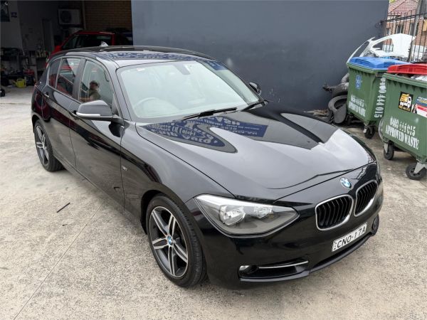 2013 BMW 1 5D HATCHBACK F20 25i image