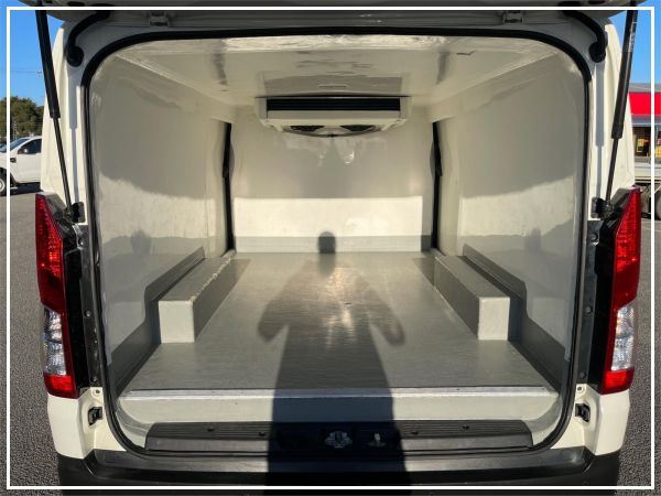 2021 Toyota Hiace GDH300R  image