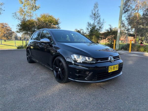 2017 Volkswagen Golf Hatchback VII MY17 R image