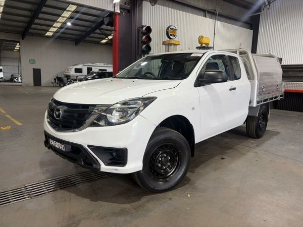 2017 Mazda BT-50 MY17 Update XT Hi-Rider (4x2) White 6 Speed Automatic Freestyle Cab Chassis image