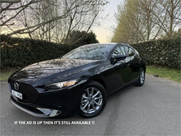 2025 Mazda 3 BP G20 Pure image