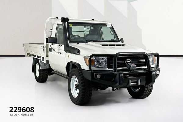 2019 Toyota Landcruiser VDJ79R Workmate image