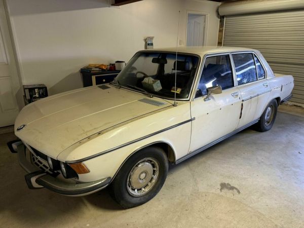 1971 BMW 3.0 S White 4 Speed Manual Sedan