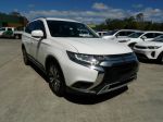 Image for 2019 Mitsubishi Outlander ZL ES