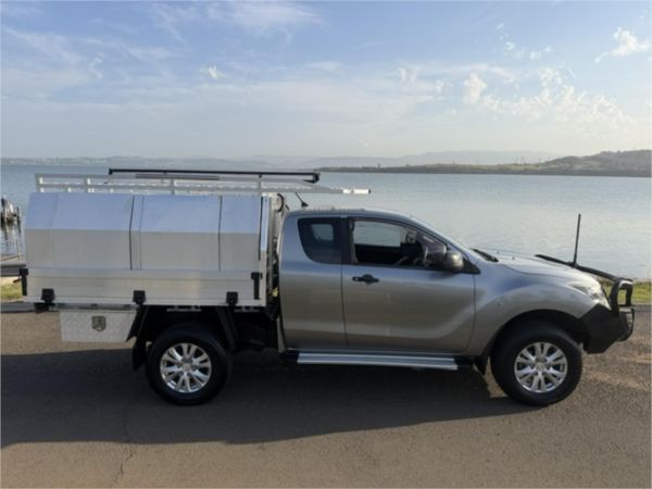 2018 MAZDA BT-50 FREESTYLE C/CHAS MY18 XT HI-RIDER (4x2) image