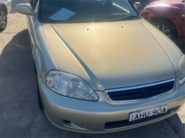 1999 HONDA CIVIC 4D SEDAN GLi image