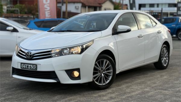 2014 TOYOTA COROLLA 4D SEDAN ZRE172R SX image