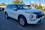 Image for 2024 Mitsubishi Outlander LS ZM