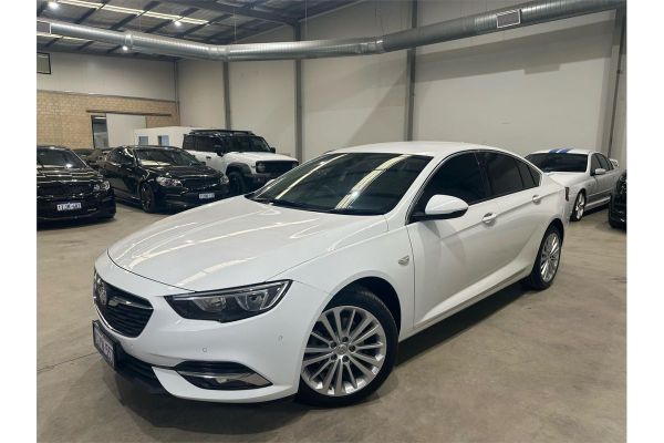2019 Holden Calais ZB  image