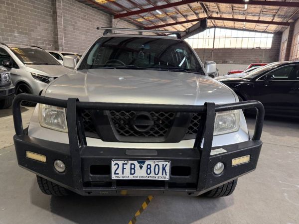 2014 Nissan Navara D40 RX Dual Cab 4x4 image