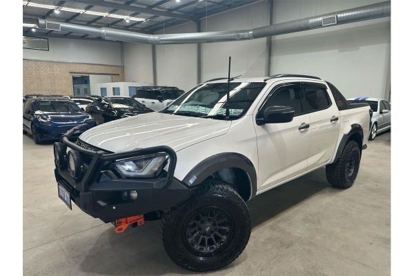 2022 Isuzu D-MAX  X-TERRAIN image