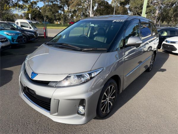 2015 Toyota Estima Wagon AHR20W Aeras Hybrid image