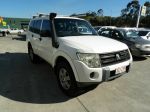 Image for 2008 Mitsubishi Pajero NS GLX White 5 Speed Sports Automatic Wagon